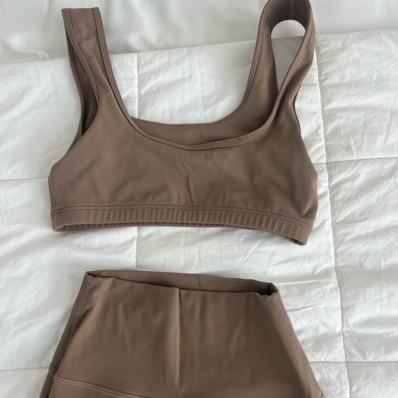 SET ACTIVE - Bra and Leggings - sold out Dugout color - Picture 4 of 7